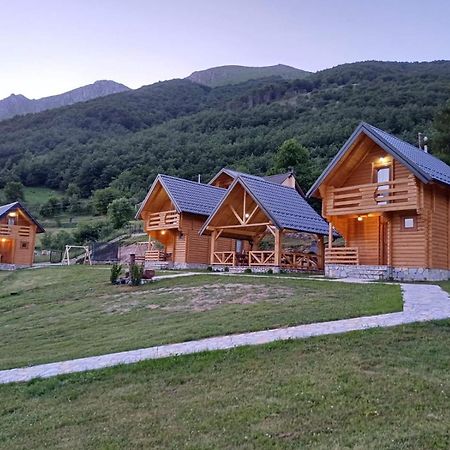 Soulrest Ekoresort - Mehov Konak Gusinje المظهر الخارجي الصورة